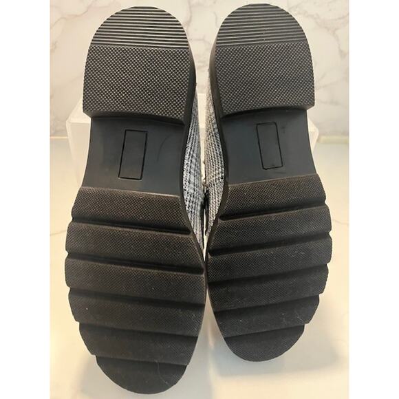 Betsey Johnson's Darian Black and White Gingham Plaid Loafers, Size 6.5, NWOT - Picture 5 of 13